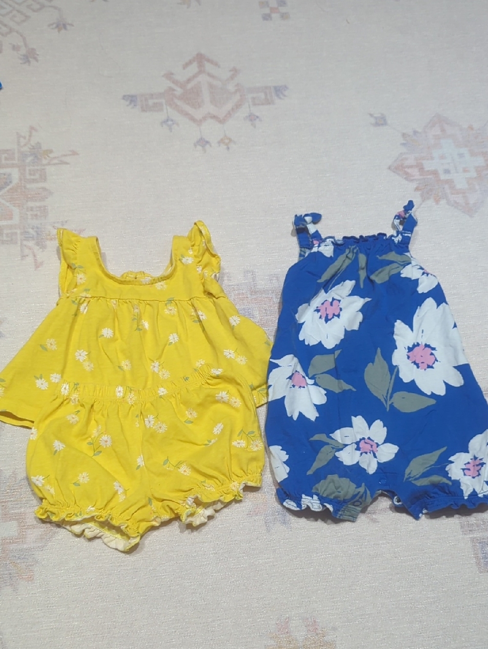 Carter's Yellow And Blue Floral Set- 9 Months